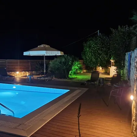Traditionelle Mit Privatem Pool By Interhome 펜션 트라가키온