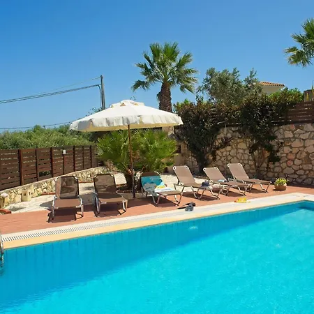 펜션 Traditionelle Mit Privatem Pool By Interhome