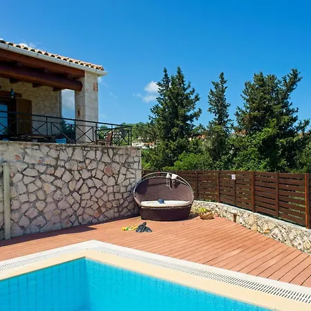 Traditionelle Mit Privatem Pool By Interhome *