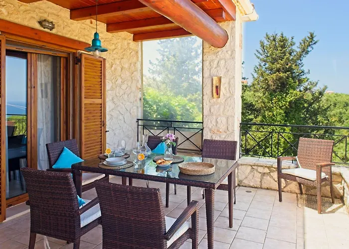 Traditionelle Mit Privatem Pool By Interhome