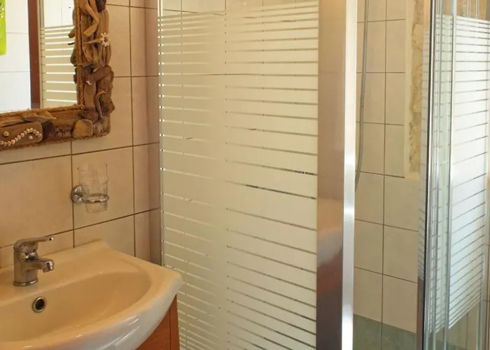 Traditionelle Mit Privatem Pool By Interhome *